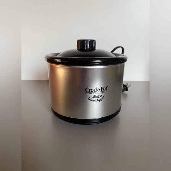 Crock Pot Little Dipper - Picture 1 of 3